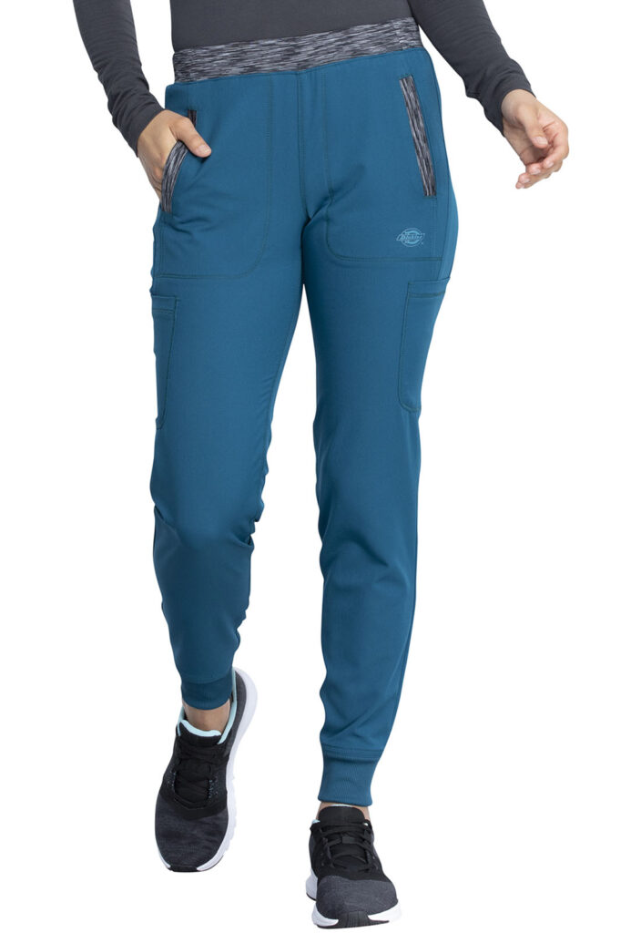 tapered leg jogger pants